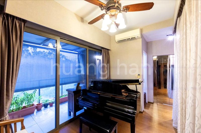 5 Bed Cluster House (Landed) for Sale in  Kovan Regency - Image 5